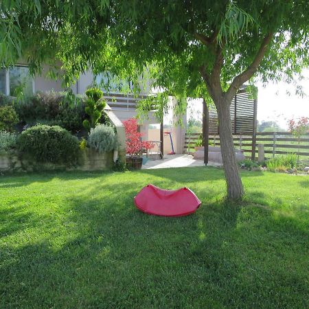 Guesthouse With Garden Komotini Exterior photo