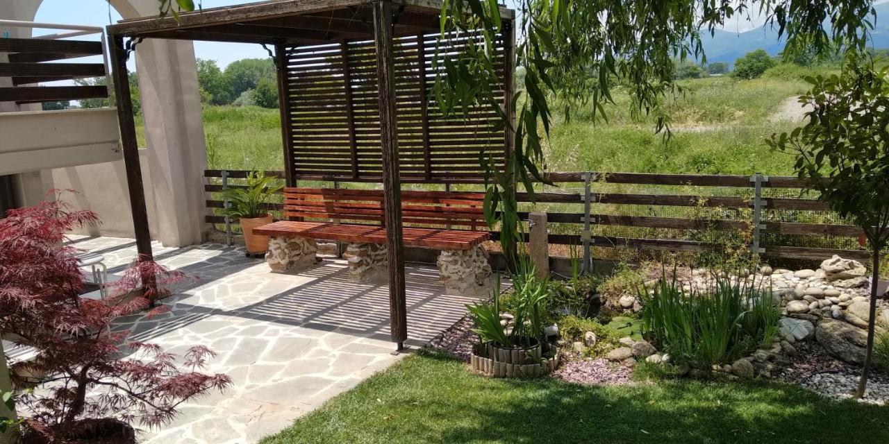 Guesthouse With Garden Komotini Exterior photo